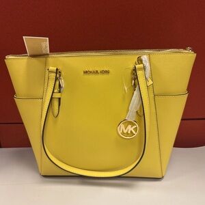Brand New Michael Kors Charlotte Golden Yellow Tote Leather Shoulder Bag NWT